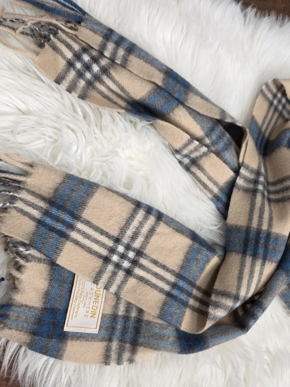 Dunedin good scarf